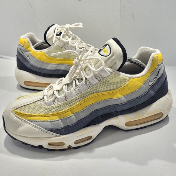 NIKE AIR MAX 95 RUNNING SHOES MEN'S SIZE 11 GREY AMARILLO CD7495-100 - Picture 16 of 16